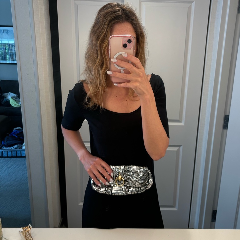 NILA ANTHONY Metallic Snakeskin Clutch Purse